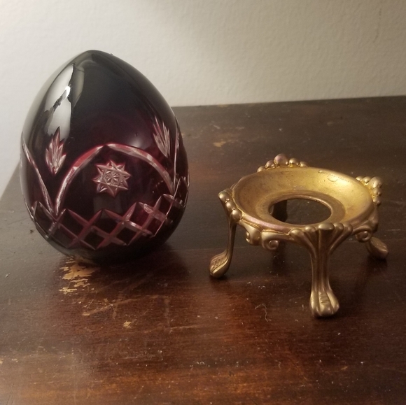 Ruby Red Cut Glass Crystal Egg with Stand - Picture 2 of 3